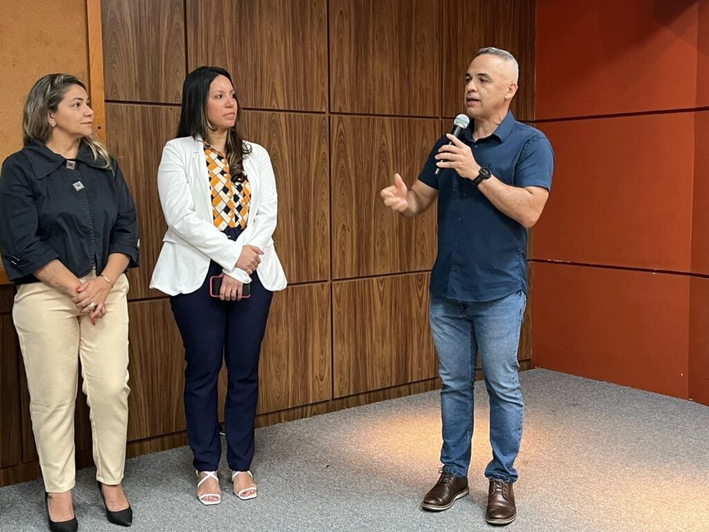 Segundo Ricardo Brandão, secretário de Planejamento, o curso de formação para capacitar servidores na elaboração de planejamento estratégico setorial visa fortalecer a gestão pública. Foto: Ascom/Sepl