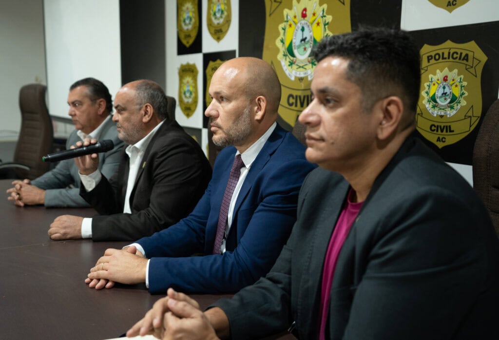 Explicações sobre as diligências foram apresentadas na manhã desta segunda-feira, 19, na sede da PCAC em Rio Branco. Foto: Alefson Oliveira/Secom