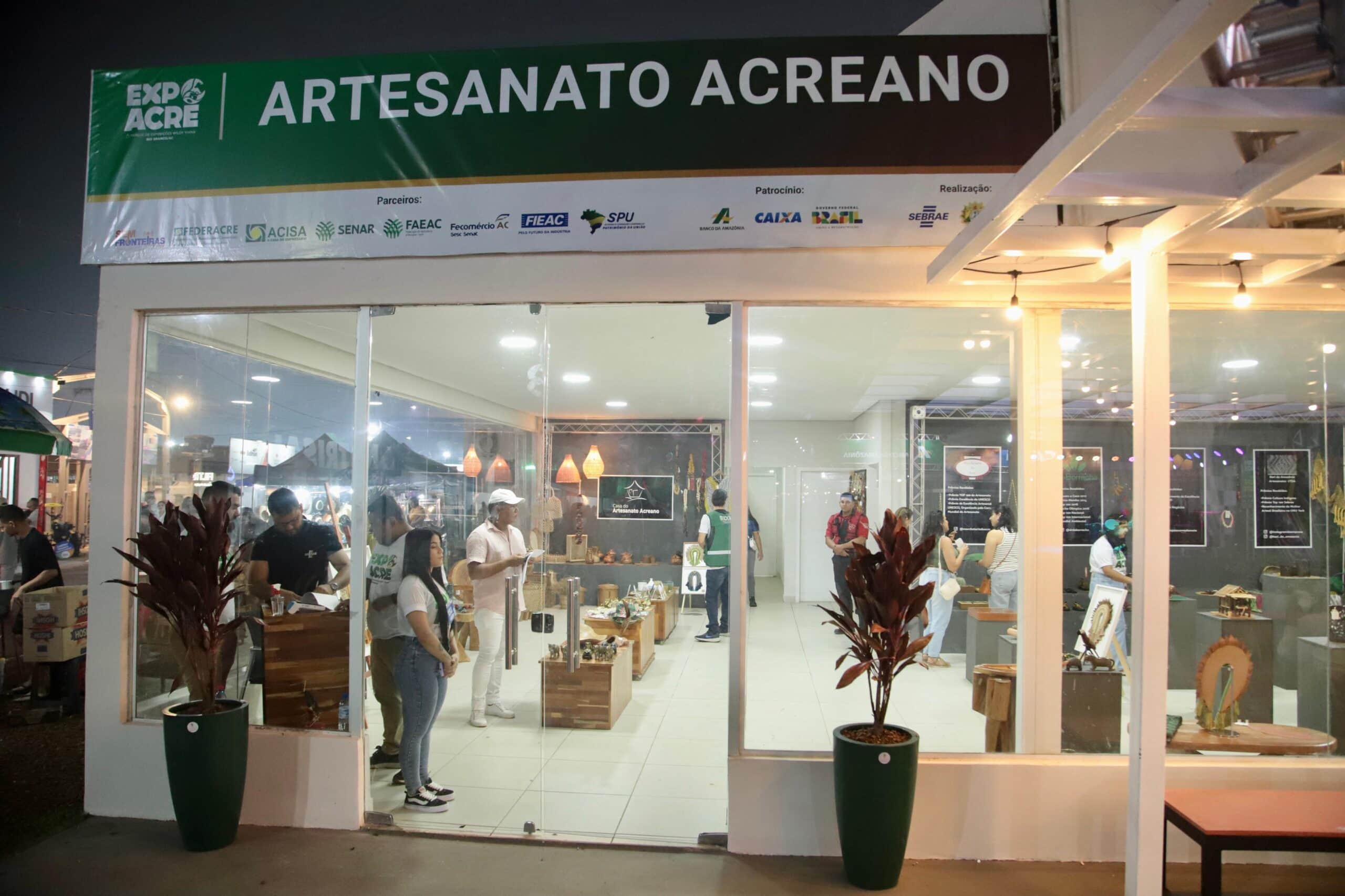 Casa do Artesanato Acreano apresenta peças de artesãos acreanos na Expoacre 2024. Foto: Alice Leão/Sete