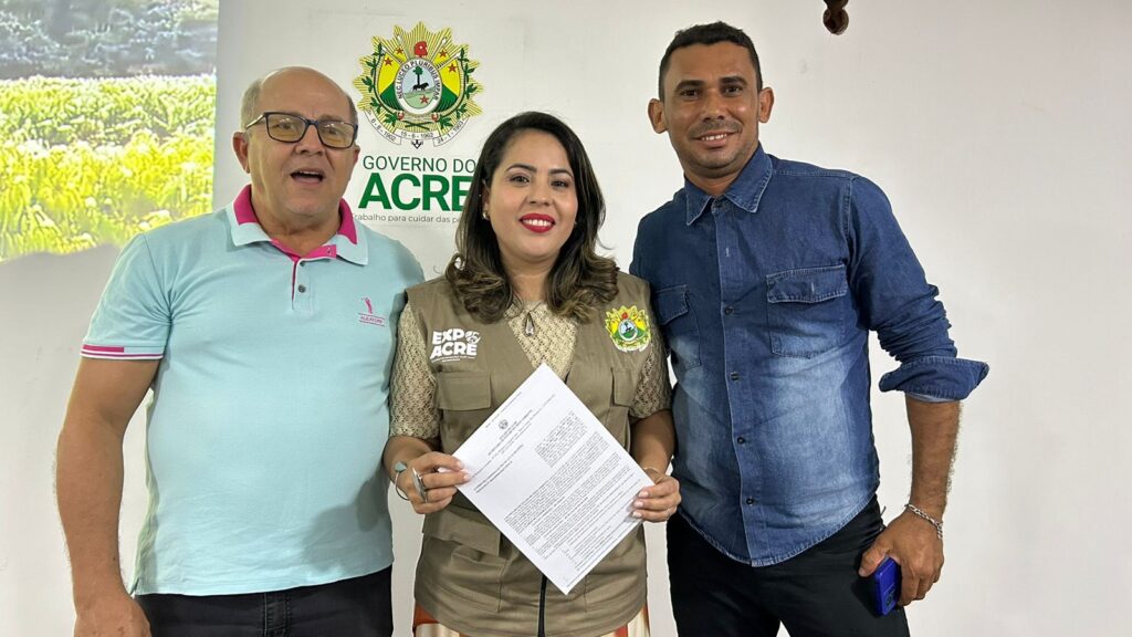 Sema firma ACT com Cooperativa dos Cafeicultores do Vale do Juruá. Foto: Carina Castelo Branco/Sema