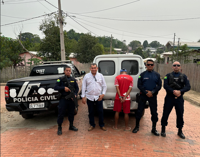 Polícia Civil do Acre e Polícia Militar atuam em conjunto na prisão de dois suspeitos de estupro de vulnerável durante o Festival do Milho em Porto Walter. Foto: cedida.