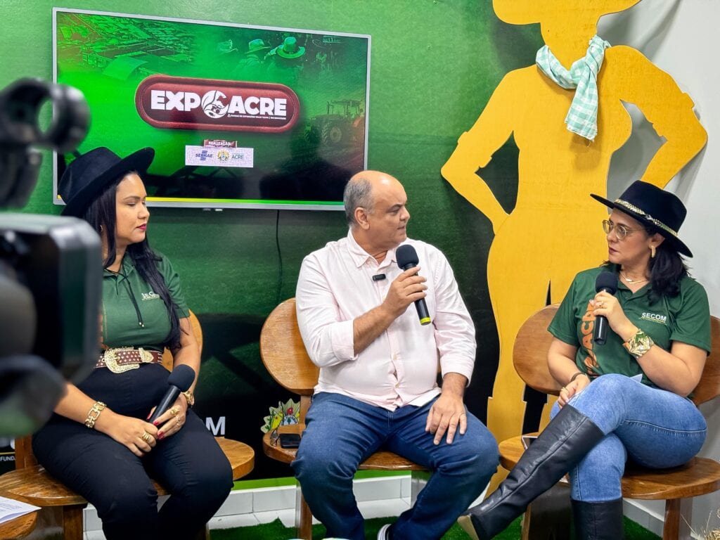 Henrique Maciel destacou as reformas e entregas de novas unidades, proporcionando melhores condições de trabalho e atendimento. Foto: assessoria/ PCAC.